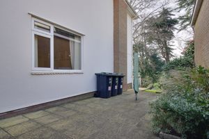 Side Courtyard- click for photo gallery